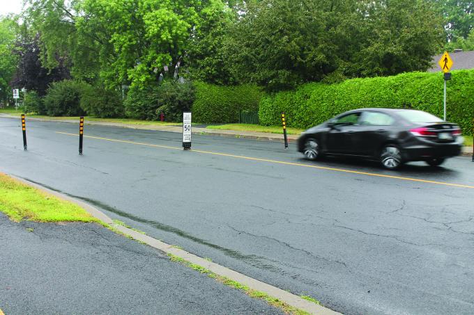 Des balises pour réduire la vitesse Les Versants